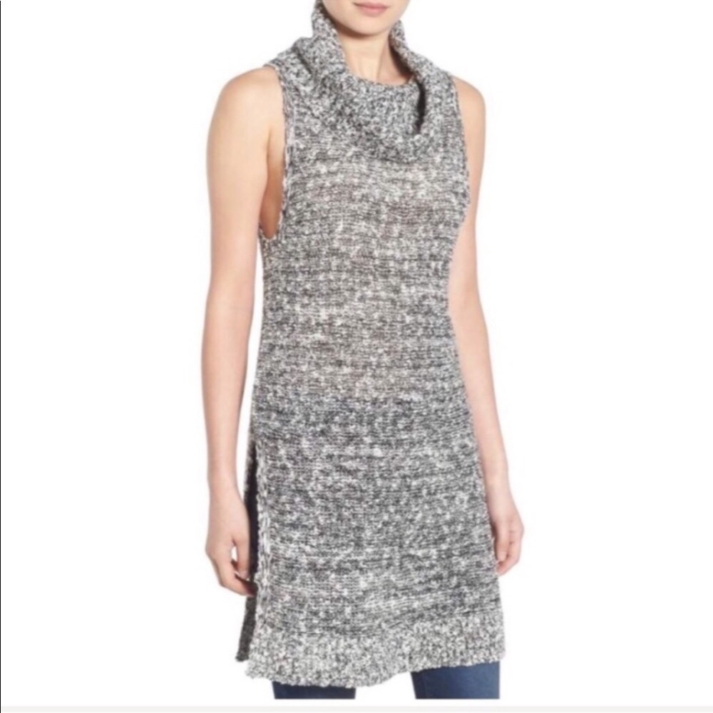 BP sleeves turtleneck sweater tunic w/side slits